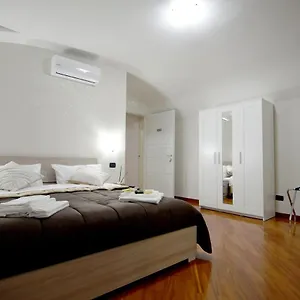 montesantogroup-apartments.hotels-amalfi.com/